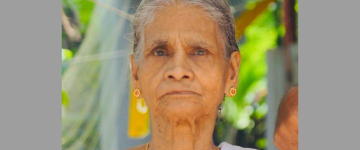 കൊല്ലം തളയംപുനത്തിൽ മാധവി അന്തരിച്ചു